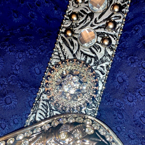 NWOT Rhinestones belt - Picture 4 of 5